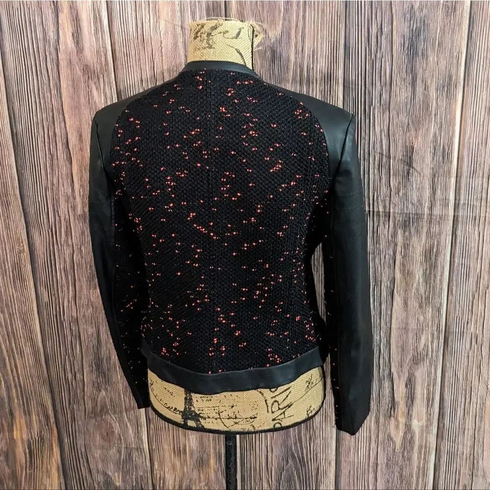 Express Jacket - Picture 5 of 15